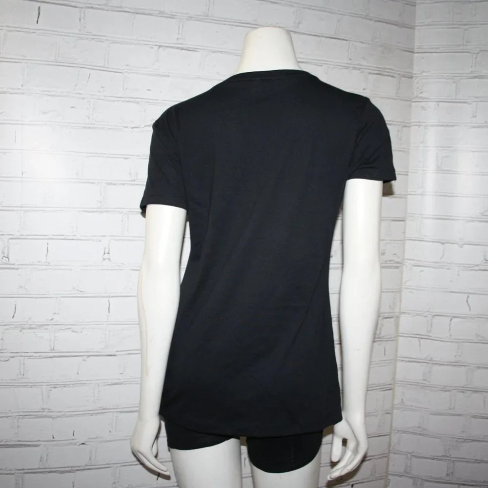 Girls just wanna have FUNdamental human rights black and pink t-shirt - Picture 5 of 5